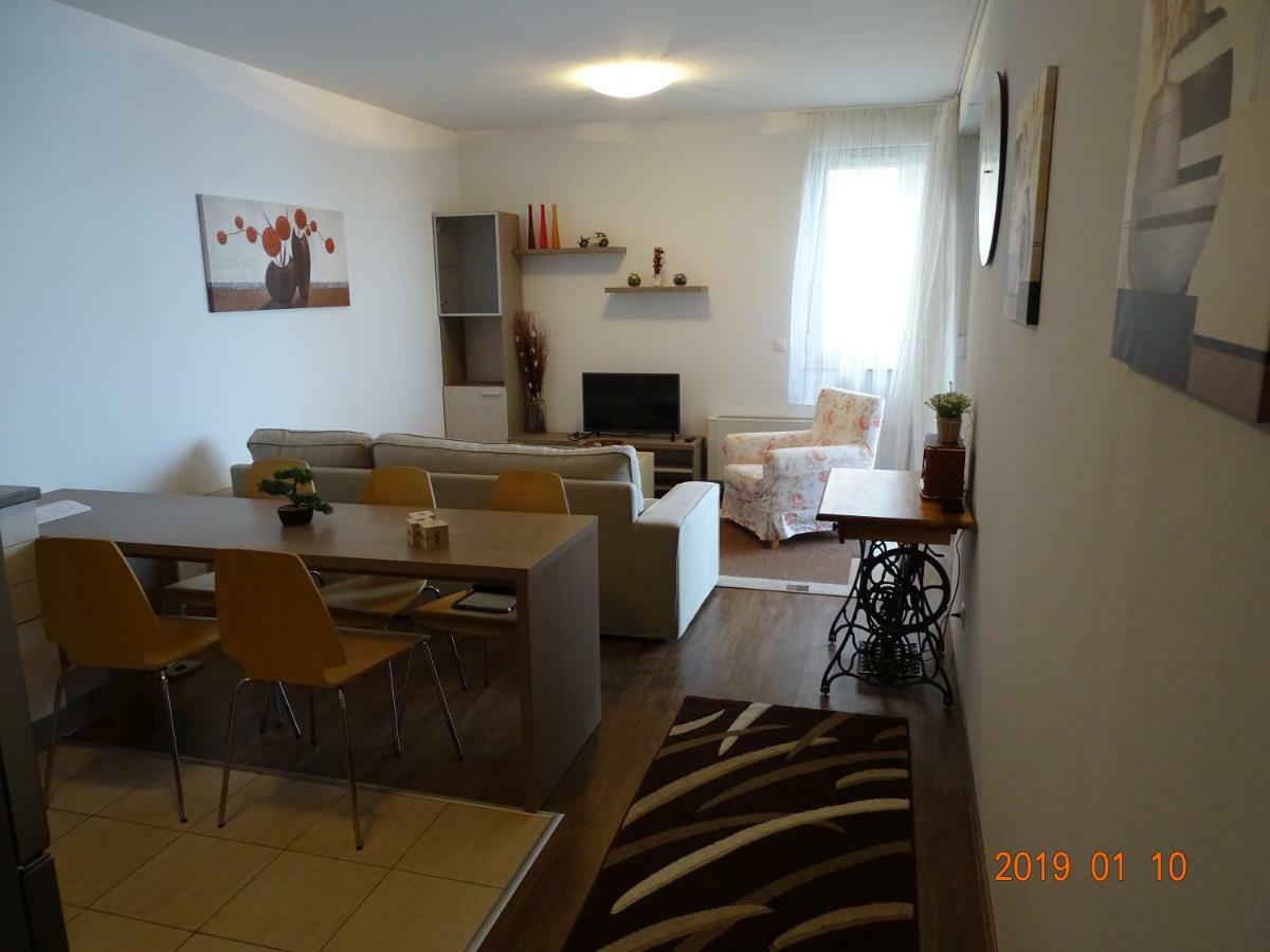 Galeriusbeach Deluxe Apartment Siofok Exterior photo